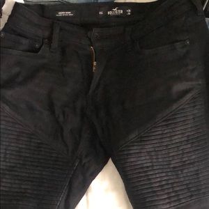 Men’s Hollister Black Jeans hardly worn